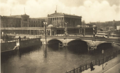 Blick auf die Alte Nationalgalerie